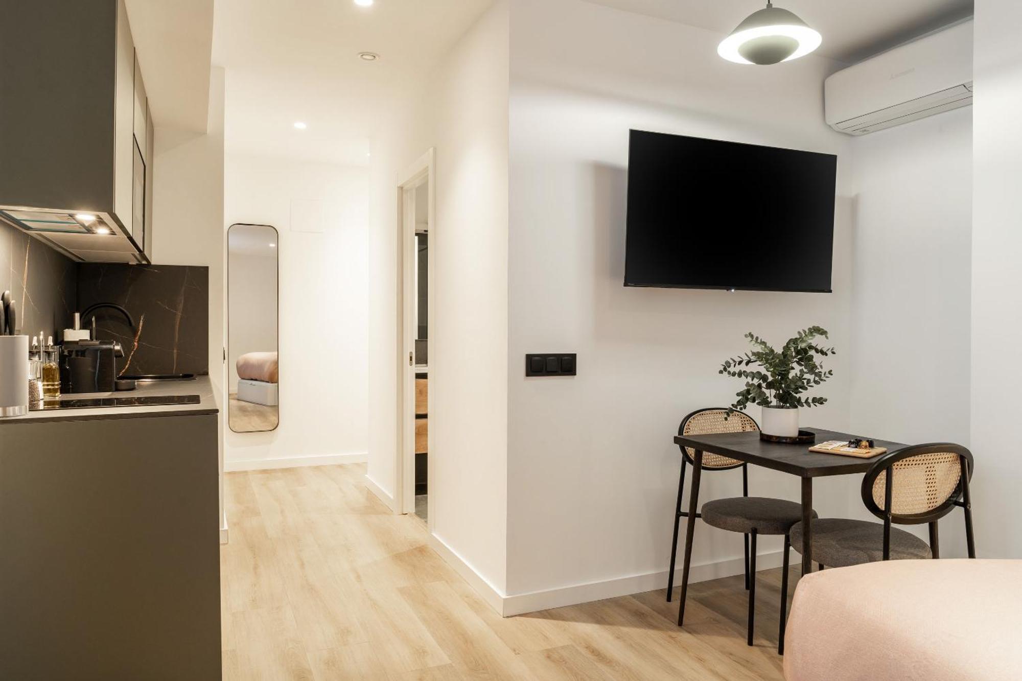 Limehome Malaga Calle Victoria Номер фото