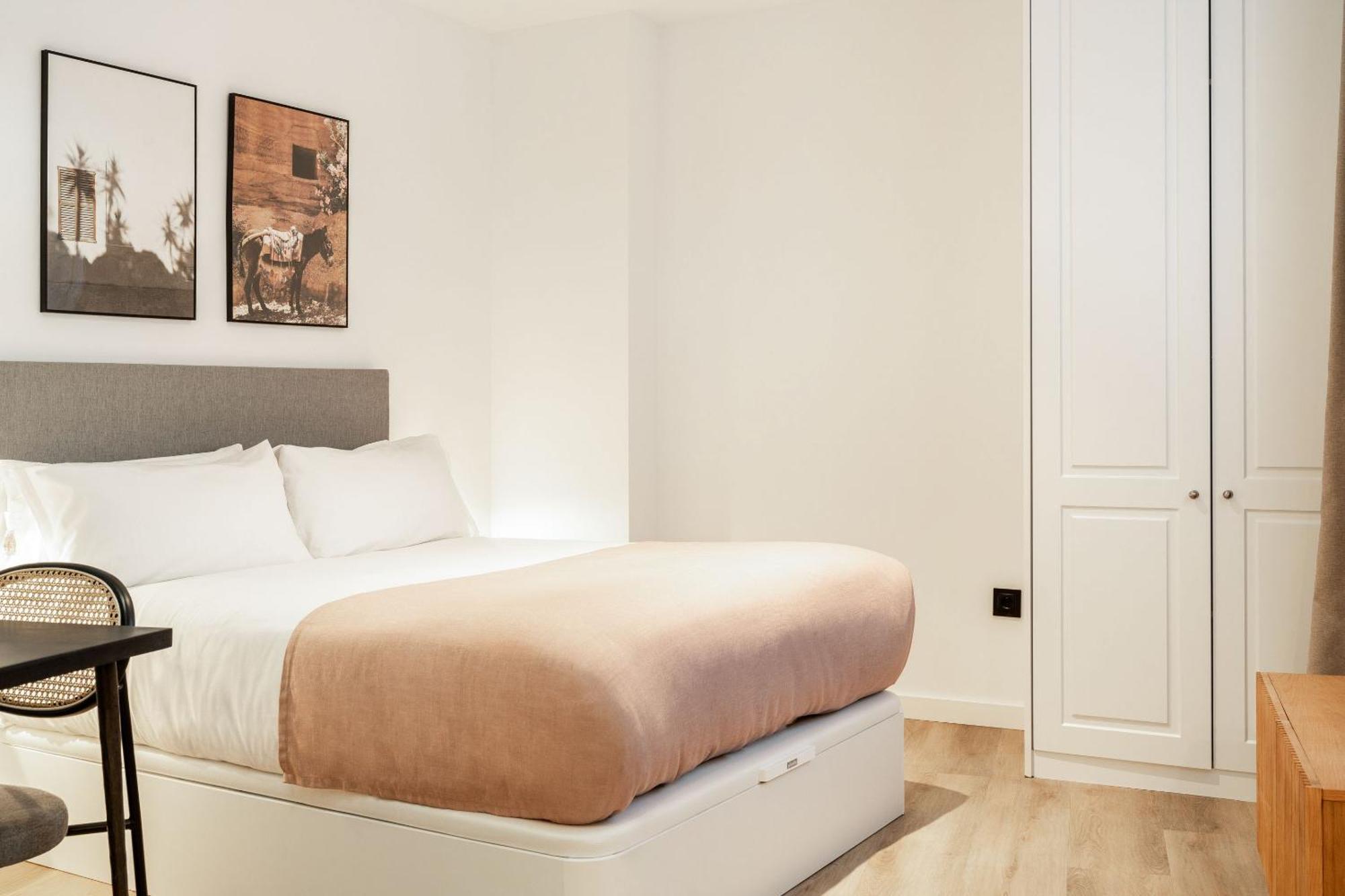 Limehome Malaga Calle Victoria Номер фото